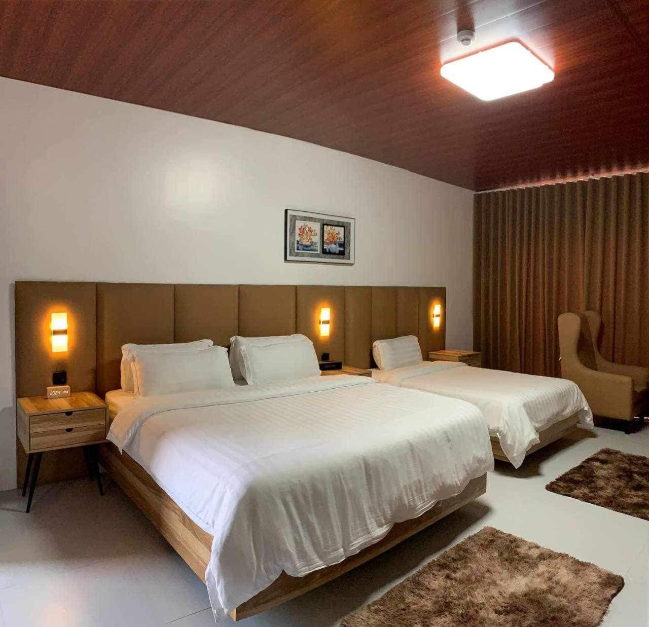 Q Beach Resort Cabangan Bilik gambar