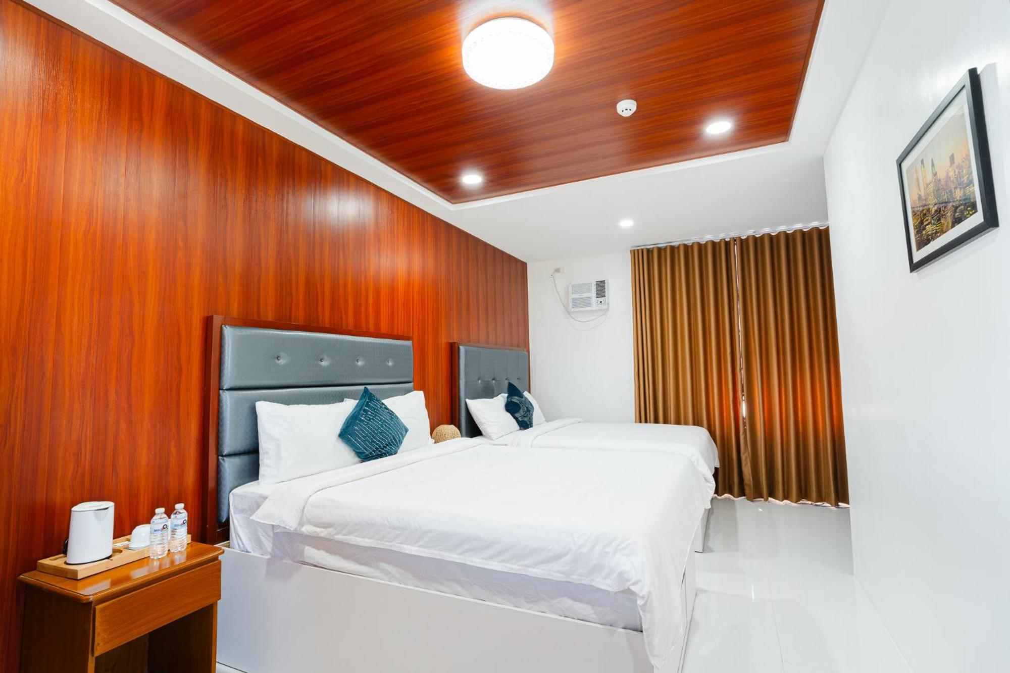 Q Beach Resort Cabangan Luaran gambar